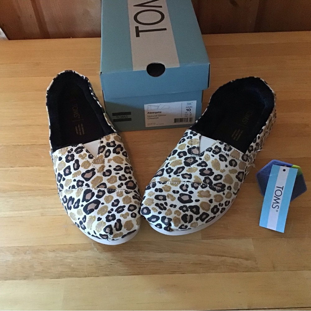 NEW TOMS Women’s Cheetah Print Shoes 10/42